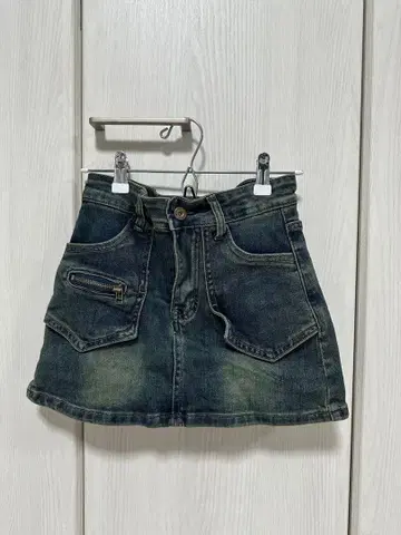 한국 다크 데님 타이트 스커트 지퍼 포켓 부착