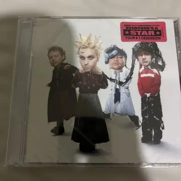 5 SECONDS OF SUMMER Everyone's A Star!