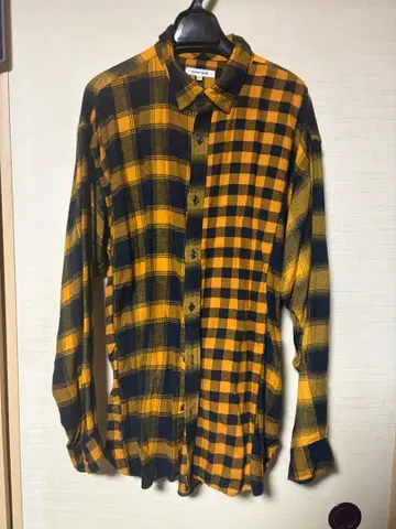 블랙과 옐로우 컬러 체크 무늬 긴팔 셔츠