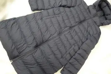 유니클로 울트라 라이트 다운 롱 코트 후드 부착 네이비 L