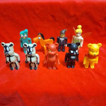 메디콤토이 큐브릭 베어브릭 9체 세트