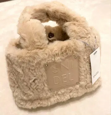 스나이델 보아 숄더백