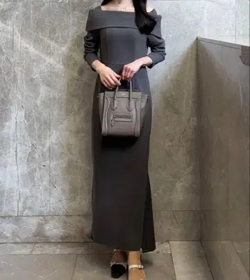 JUNOAH 오프숄더풍 머메이드 원피스