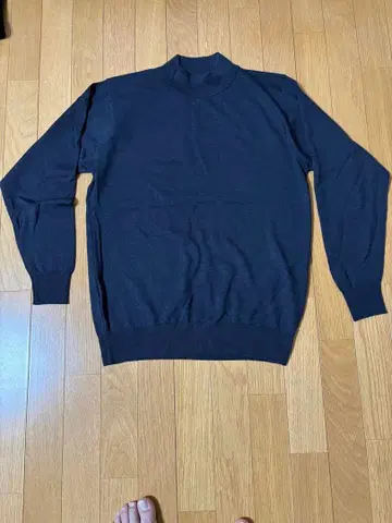 JOHN SMEDLEY 다크 블루 터틀넥 스웨터