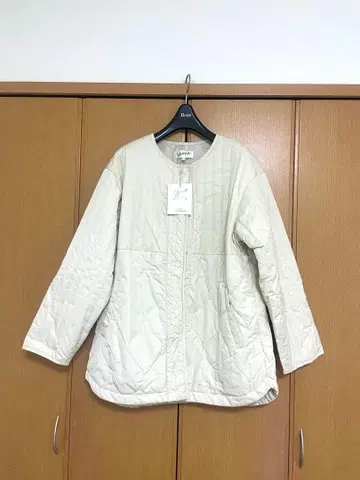 새상품 dessin 데셍 충전솜 코트