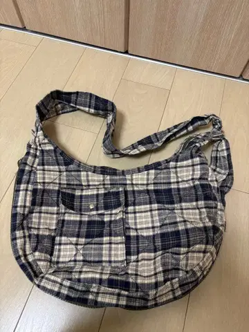 티나:jojun 체크 무늬 숄더백