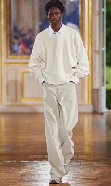 25AURALEE PIGMENT DYED CORDUROY PANTS 5