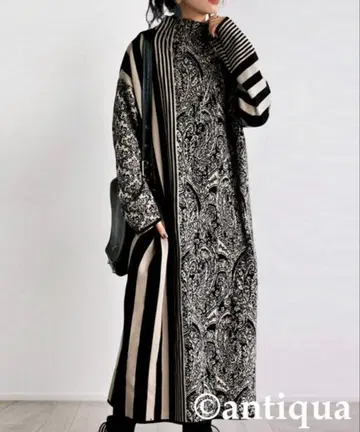 다마스크 무늬 니트 원피스 이번 시즌 상품