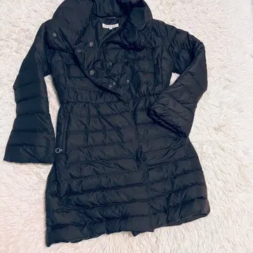 BARNEY'S NEW YORK 블랙 다운 자켓 38