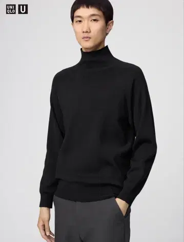 하이넥 스웨터 유니클로 u