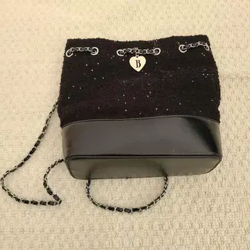 theBanrnet 트위드 체인 백팩