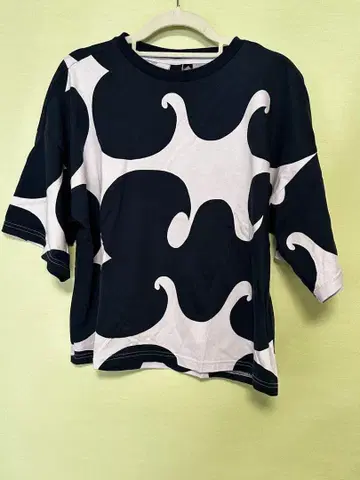 adidas 물결 무늬 반팔 티셔츠