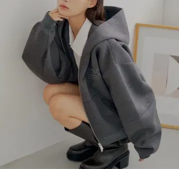 Chico W 지퍼 볼륨 슬리브 후드티 차콜 그레이