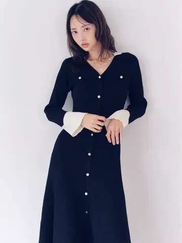 LILY BROWN 스키퍼 폴로 니트 원피스