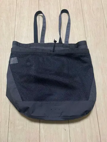 patagonia 메쉬 토트백 블랙