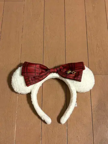 미키마우스 머리띠 화이트 퍼 빨간 리본