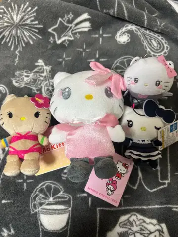 헬로키티 봉제 인형 키링 세트