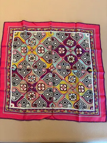 EMILIO PUCCI 에밀리오 푸치 실크 스카프