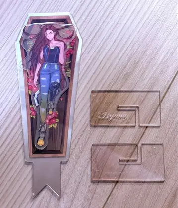 아크릴 스탠드 코핀형 캐릭터