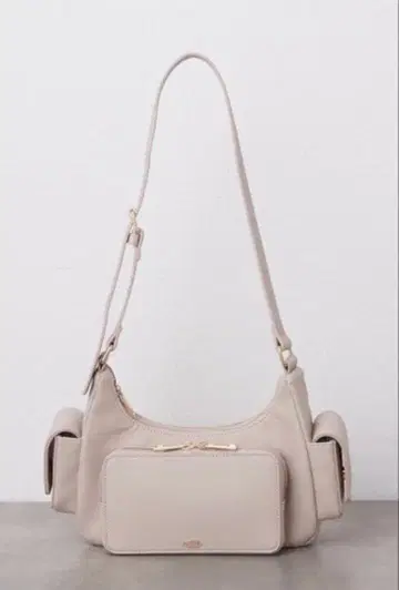 베이지 숄더백 CHICO