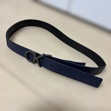 새상품급 CK 네이비 가죽 벨트 캘빈클라인 소가죽