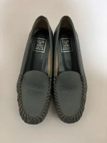 미사용 새상품 CLUB DE SAKI 소가죽 모카신 신발 25.5cm