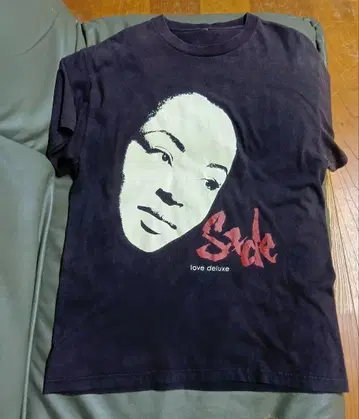 Sade Love Deluxe 티셔츠