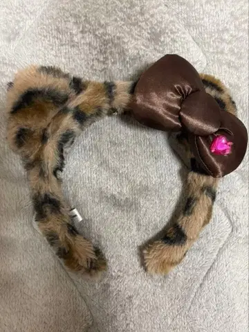 유니버셜 USJ 헬로키티 레오파드 무늬 브라운 리본 머리띠