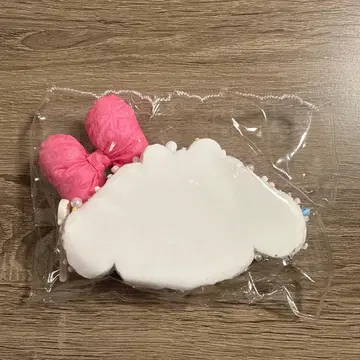 화이트 고양이 스퀴즈