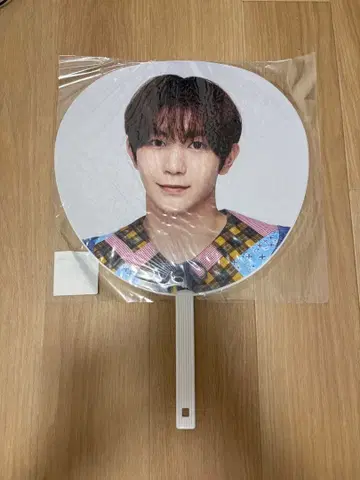 NCTWISH 료우 Log in 부채