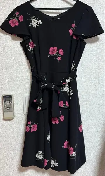 MISCH MASCH 꽃무늬 원피스 블랙