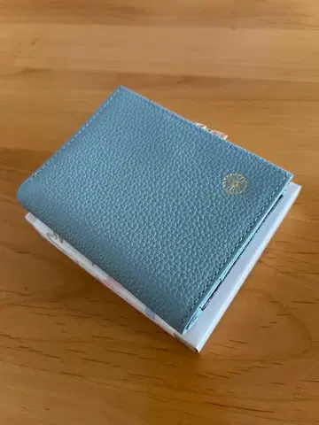 황궁 가마구치 지갑 이단 접이식 천연 가죽 미사용 새상품