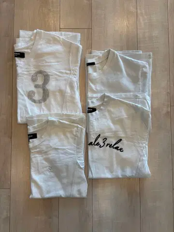 우노 피우노우가레토레 릴랙스 화이트 T셔츠 3장 & AKM 1장