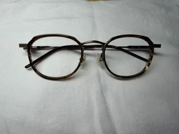 999.9 포나인즈 패션 안경