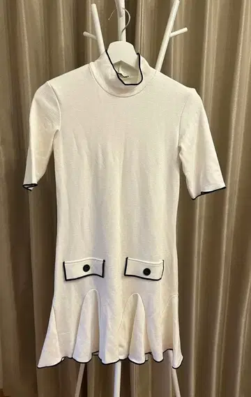 ZARA 미니 원피스 반팔