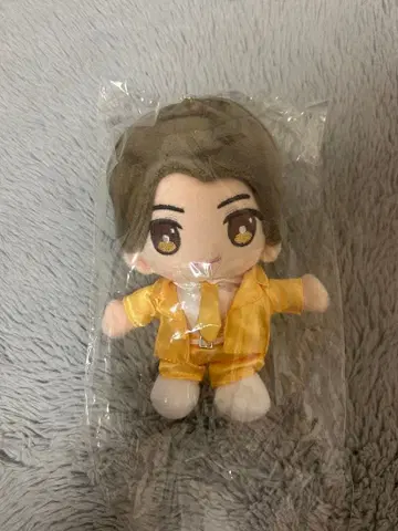 아이돌 캐릭터 봉제 인형 옐로우 컬러