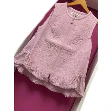 슈퍼 뷰티 귀여운 플라워 퀼팅 x 종이상자 니트 베스트