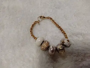 스와로브스키 비 챠암드 팔찌 (골드, 화이트 계열)