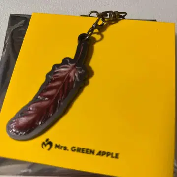 미세스 그린애플 바벨탑 가챠 키링 오오모리 모토키 깃털