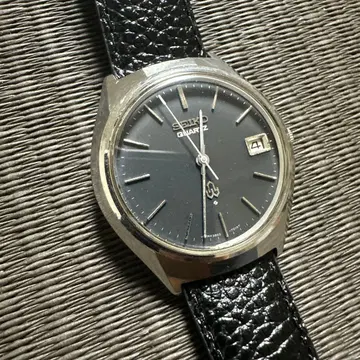 SEIKO 쿼츠 손목시계 블랙 3802-7010 작동품 새상품급 흑먹색