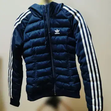 adidas 슬림 다운 자켓 네이비 XS 미사용 새상품 완판템