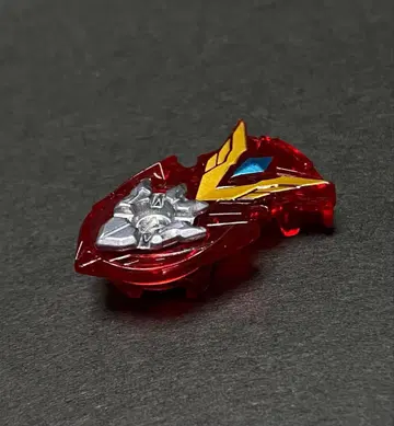 [ 새상품급 ] 스트라이크갓 칩 클리어 레드 베이블레이드 버스트