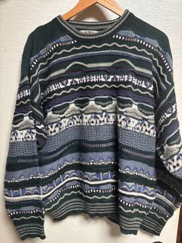 XL 3D 니트 스웨터