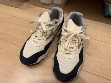 미즈노 러닝화 스니커즈