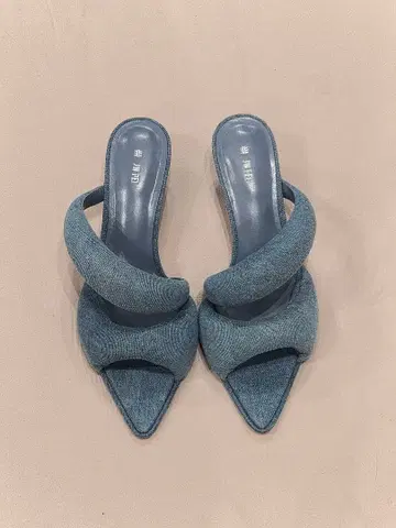 JW PEI 뮬 힐 샌들