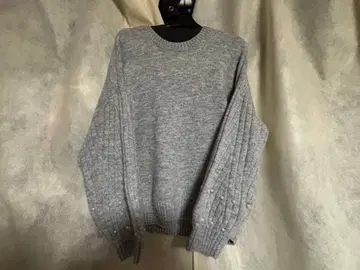 로즈 티아라 긴팔 니트 스웨터