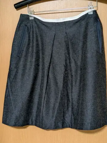 폴스미스 플레어 스커트