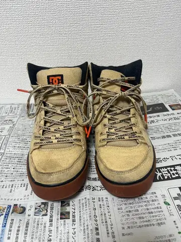 DC 하이컷 스니커즈 베이지