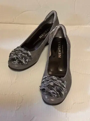 작은 사이즈 펌프스 일본제 20.5cm 그레이