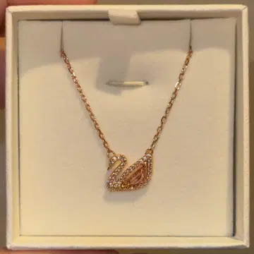 스와로브스키 목걸이